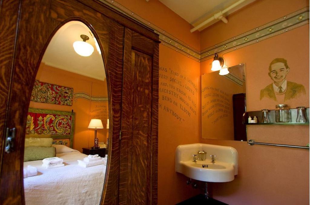 Mcmenamins Hotel Oregon McMinnville Kültér fotó